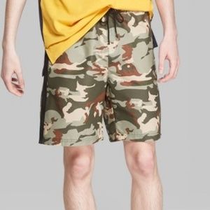 Men's Camo Print 8" Mid-Rise Jogger Shorts